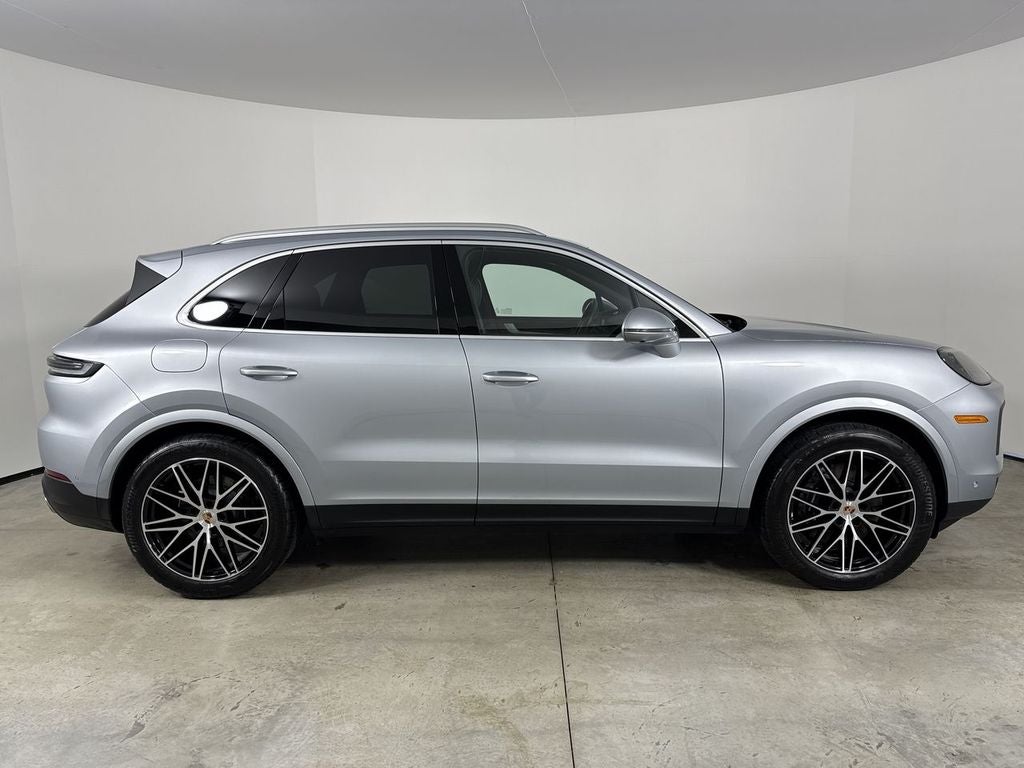 2025 Porsche Cayenne AWD