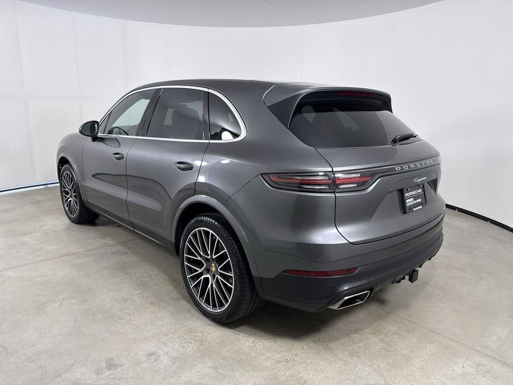 2023 Porsche Cayenne Platinum Edition