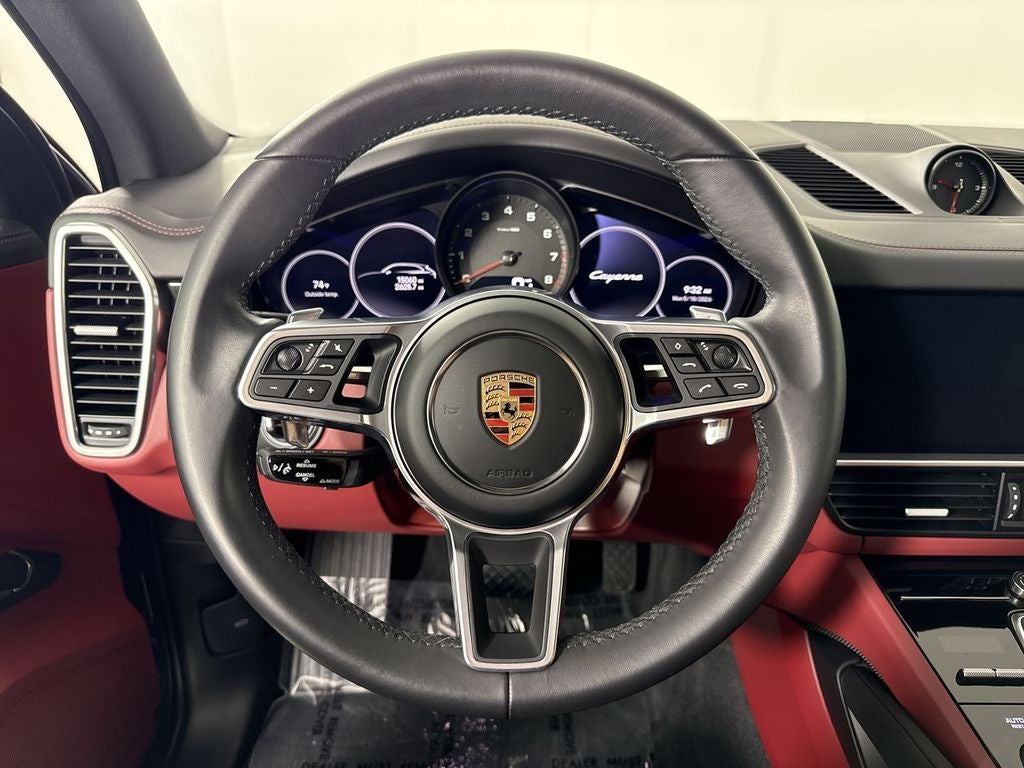 2023 Porsche Cayenne Platinum Edition