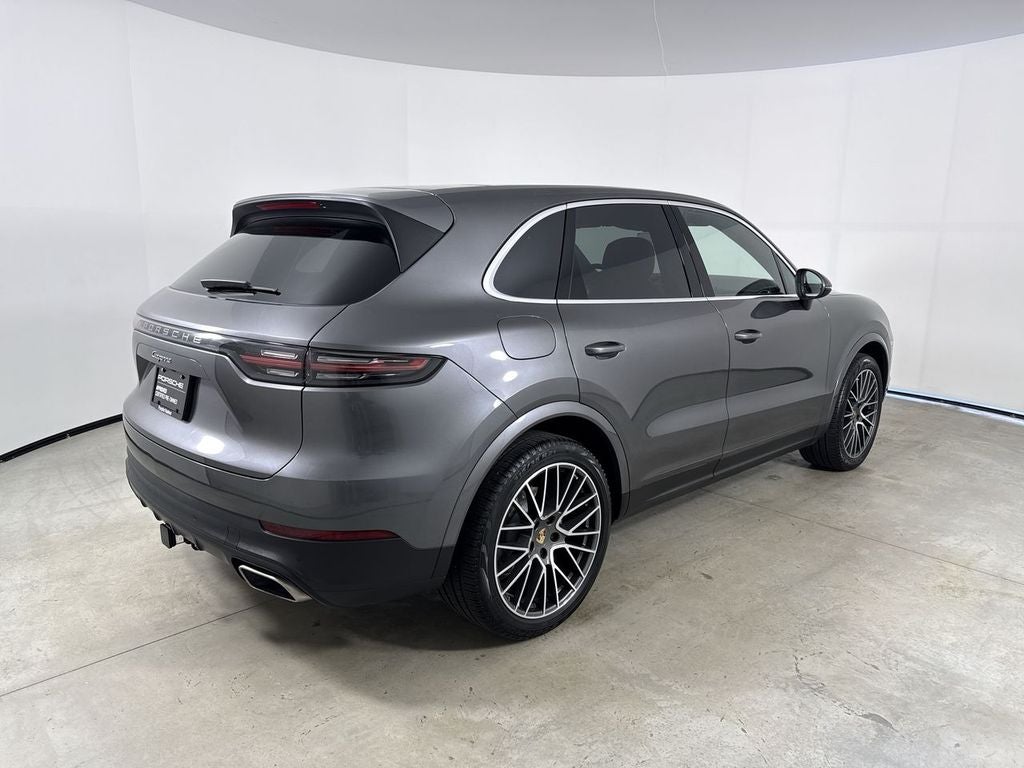 2023 Porsche Cayenne Platinum Edition