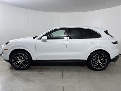 2025 Porsche Cayenne AWD