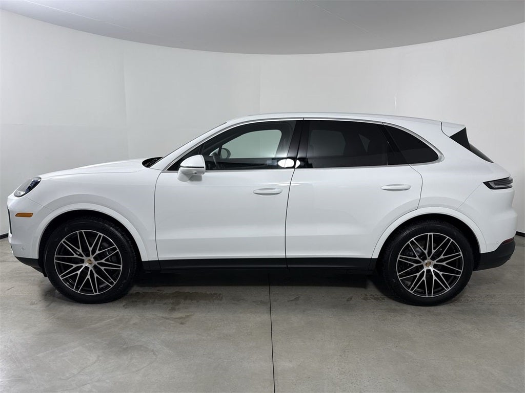 2025 Porsche Cayenne AWD
