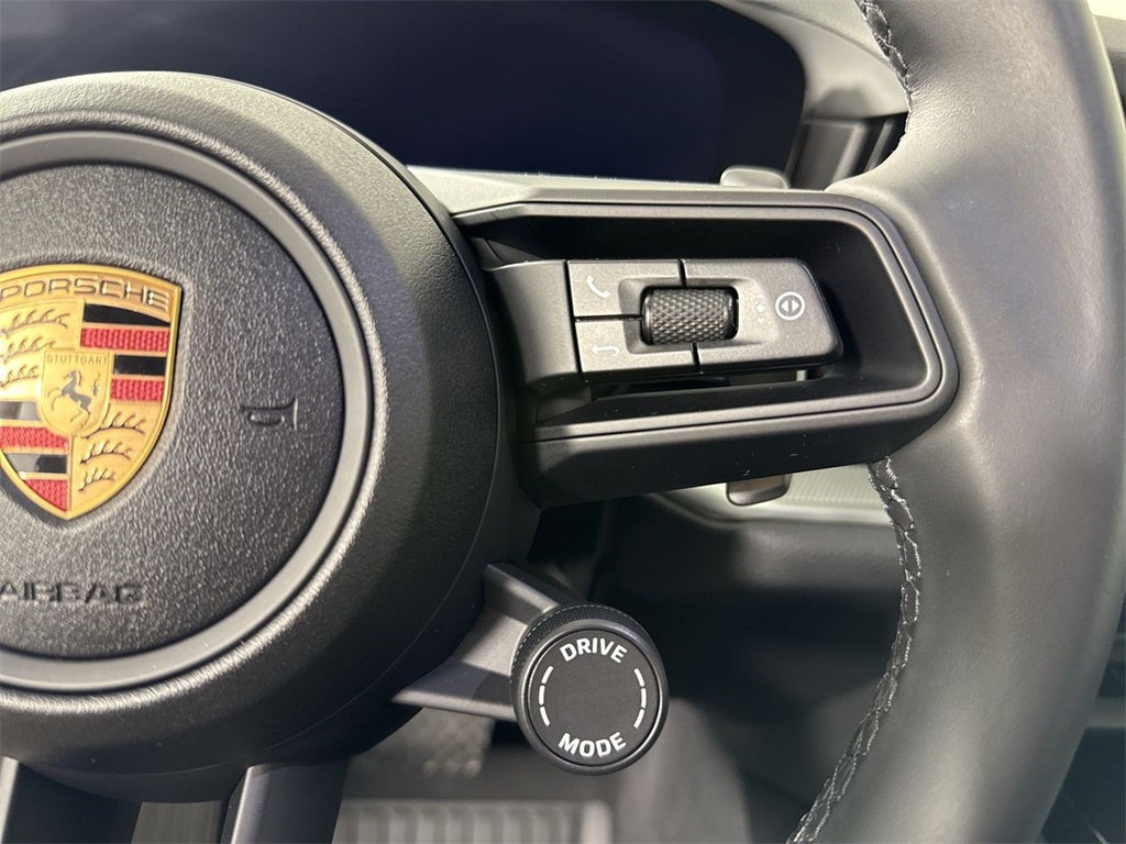 2025 Porsche Cayenne AWD