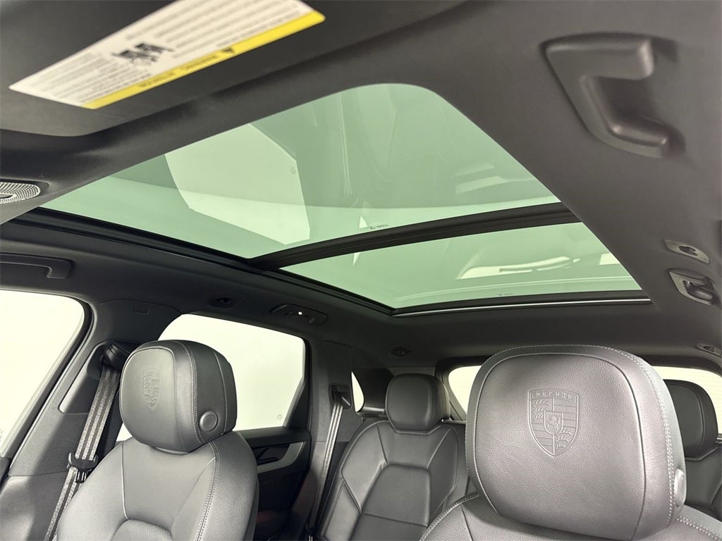 2025 Porsche Cayenne AWD