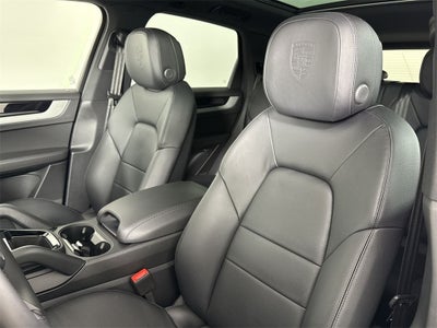 2025 Porsche Cayenne AWD