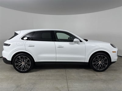 2025 Porsche Cayenne AWD