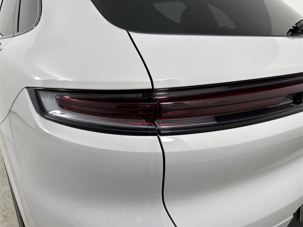 2025 Porsche Cayenne AWD