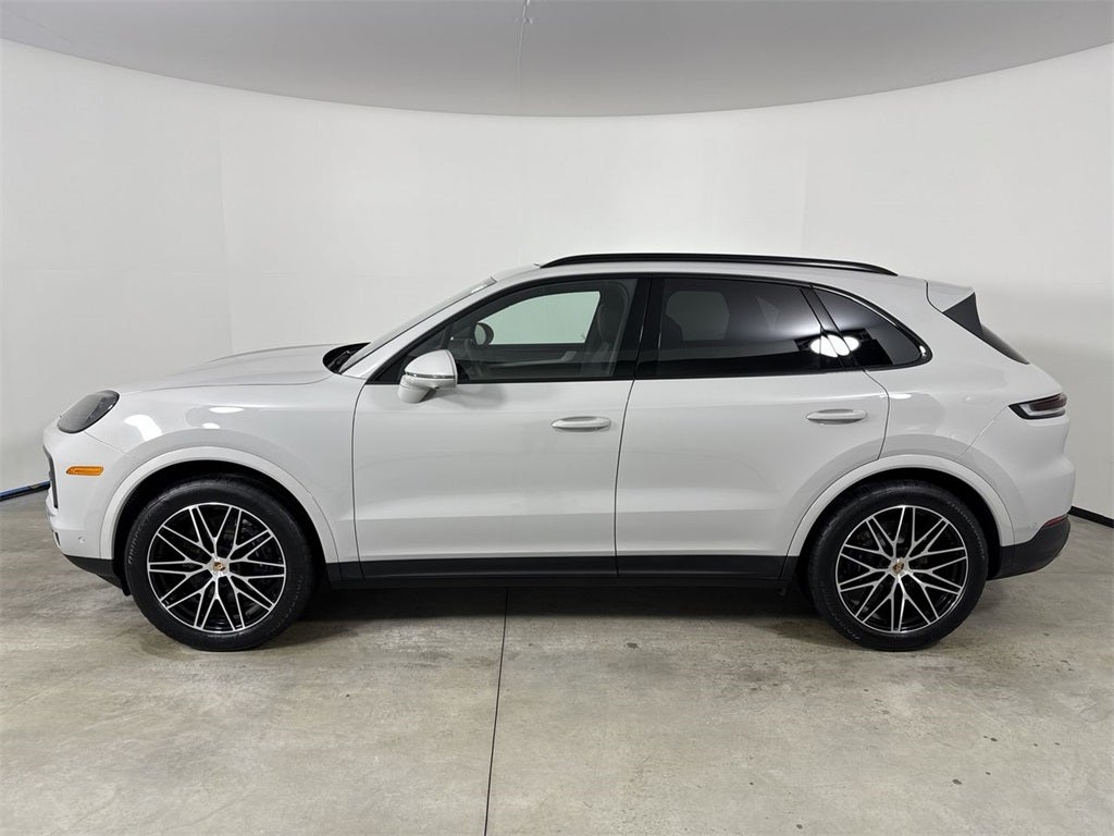 2025 Porsche Cayenne AWD