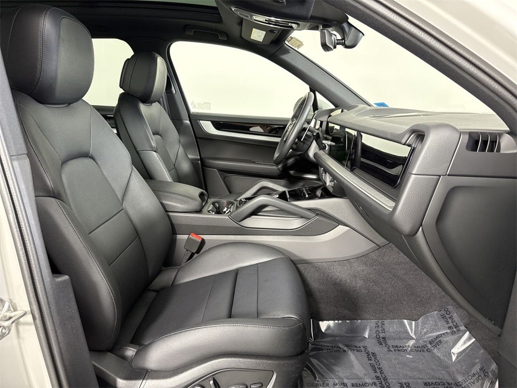 2025 Porsche Cayenne AWD