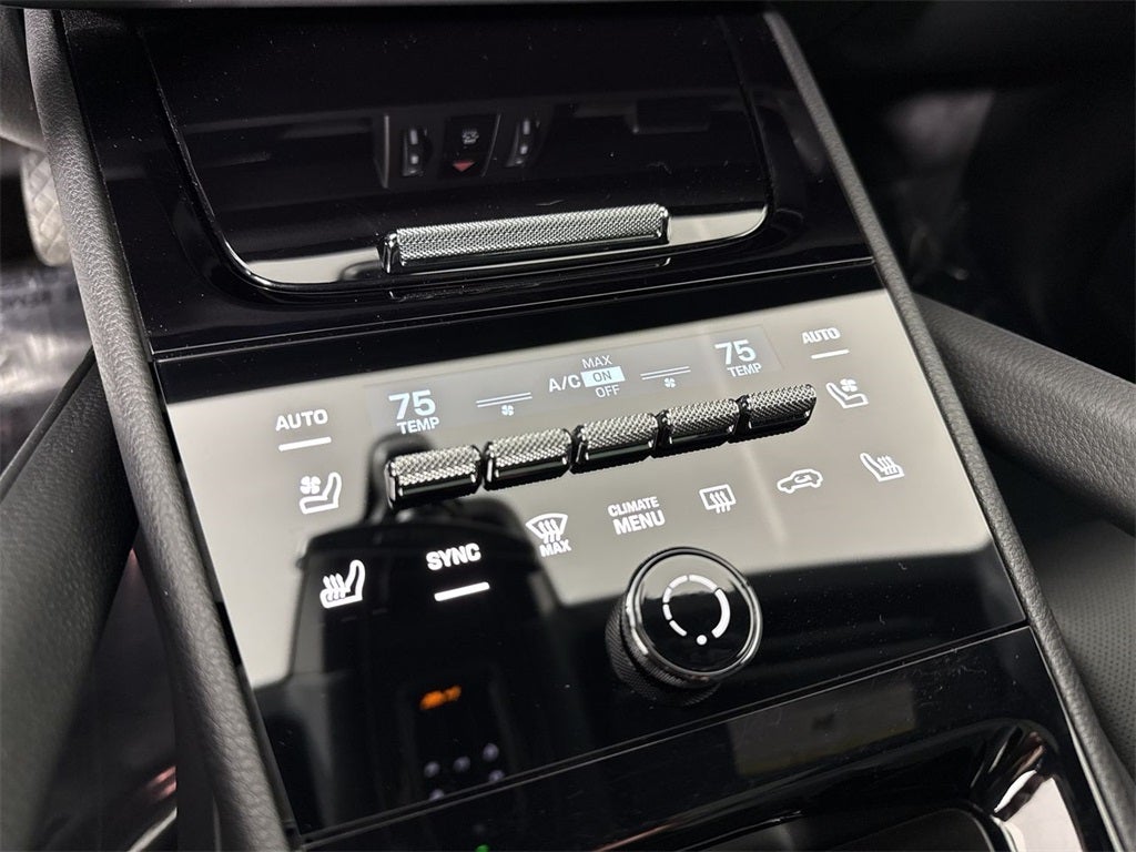 2025 Porsche Cayenne AWD