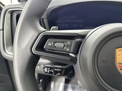 2025 Porsche Cayenne AWD