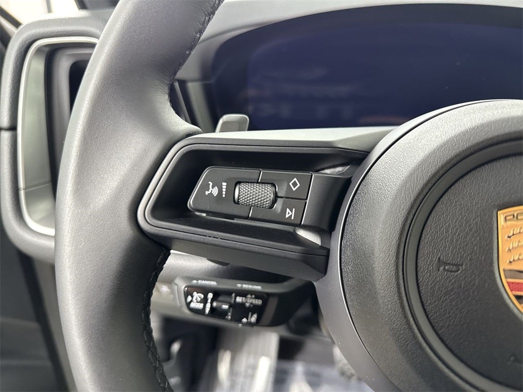 2025 Porsche Cayenne AWD