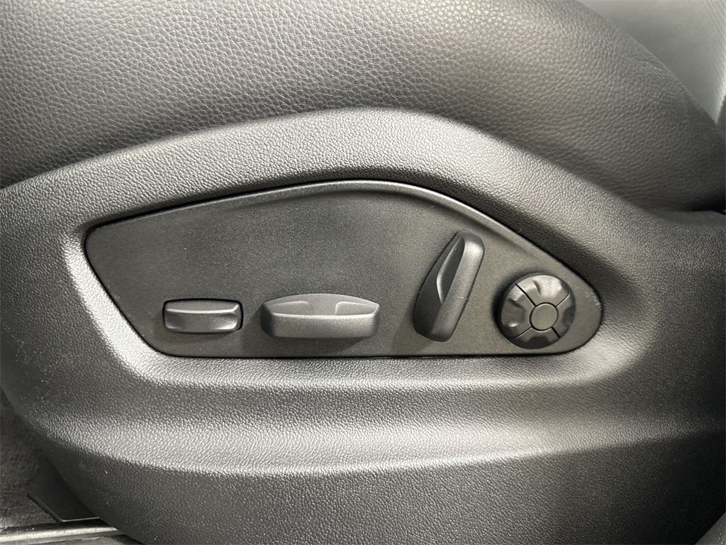 2025 Porsche Cayenne AWD