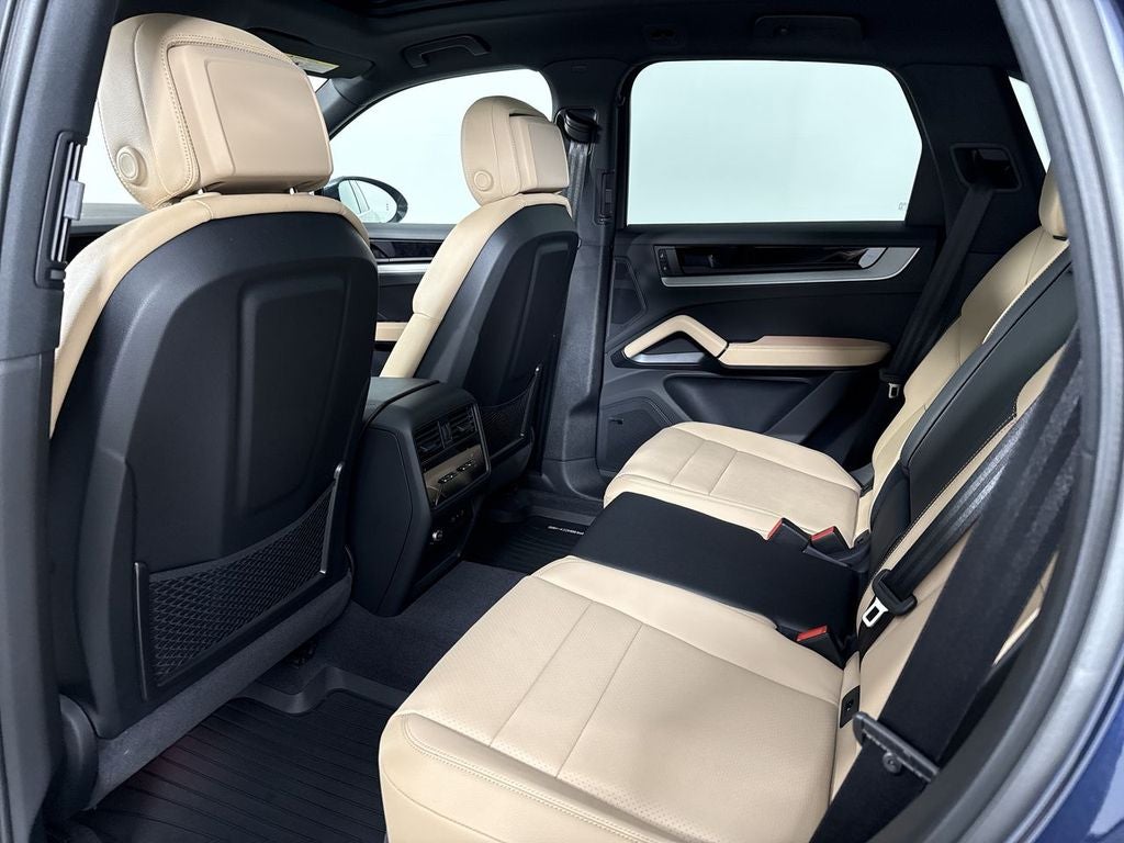 2026 Porsche Cayenne AWD