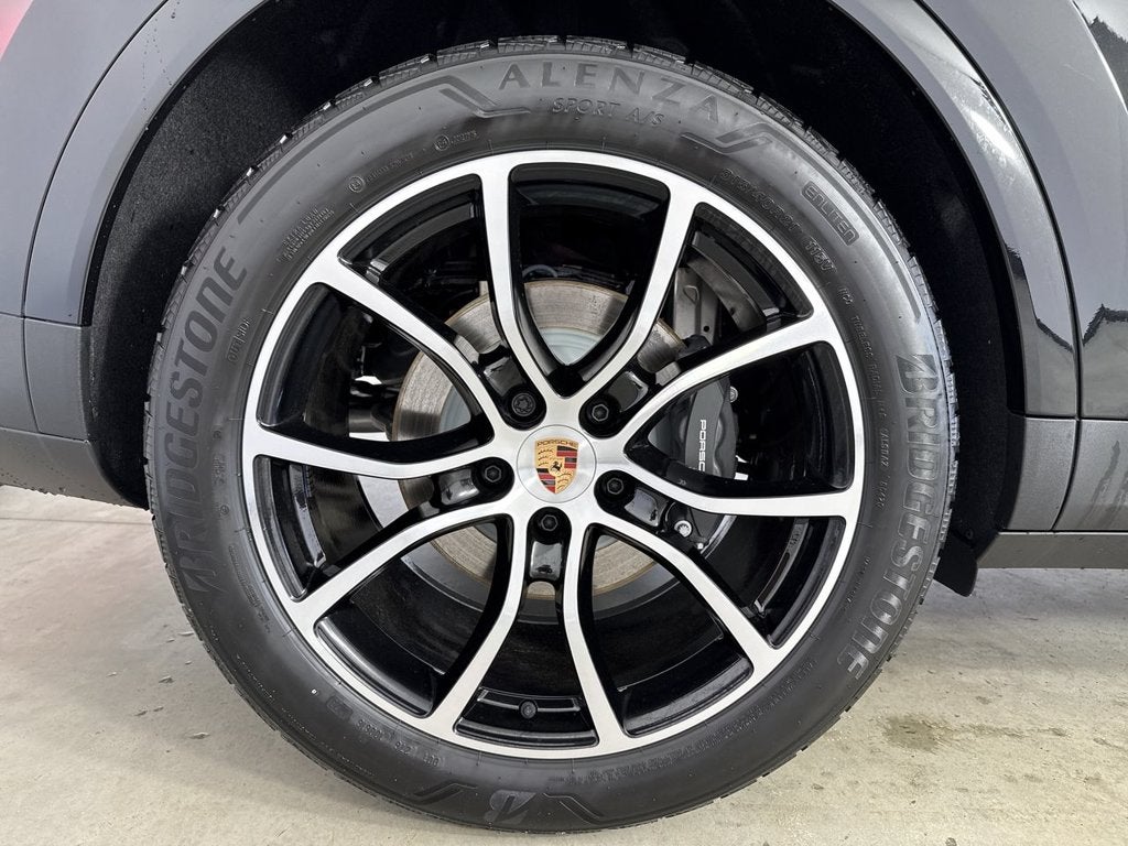 2026 Porsche Cayenne AWD