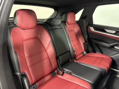 2026 Porsche Cayenne AWD