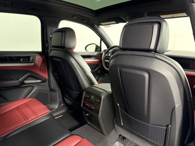 2026 Porsche Cayenne AWD