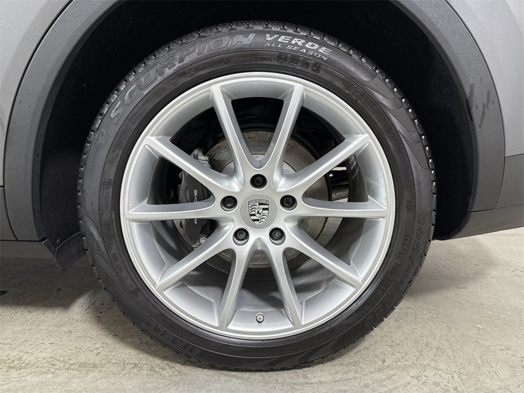 2022 Porsche Cayenne AWD