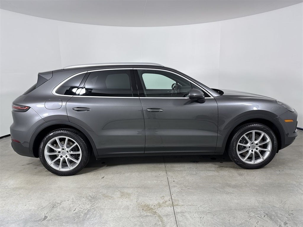 2022 Porsche Cayenne AWD