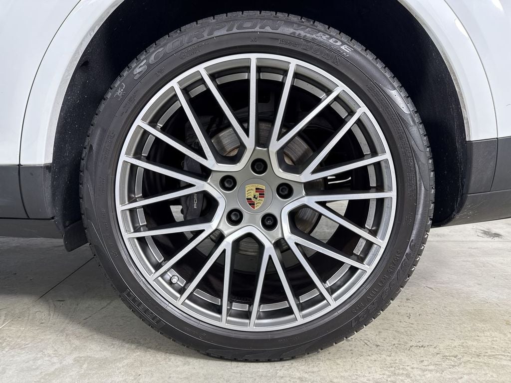 2023 Porsche Cayenne AWD