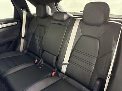2023 Porsche Cayenne AWD