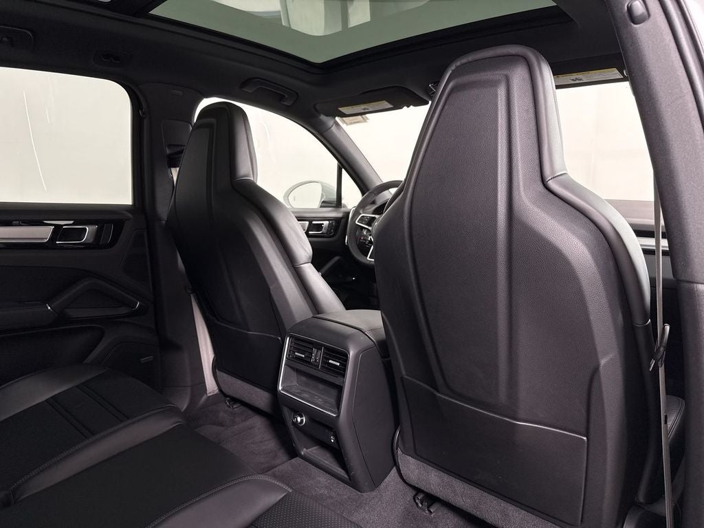 2023 Porsche Cayenne AWD