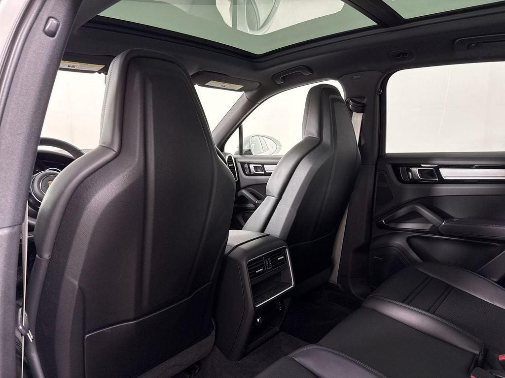 2023 Porsche Cayenne AWD