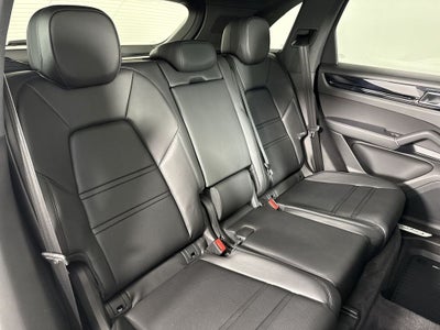 2023 Porsche Cayenne AWD