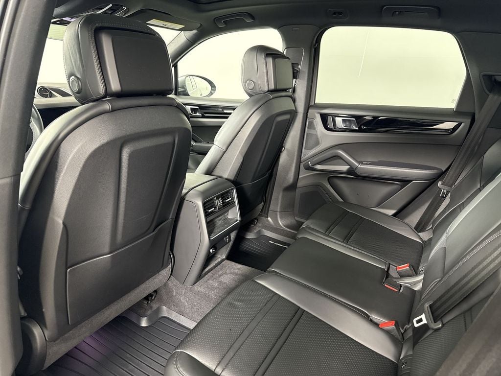 2023 Porsche Cayenne AWD