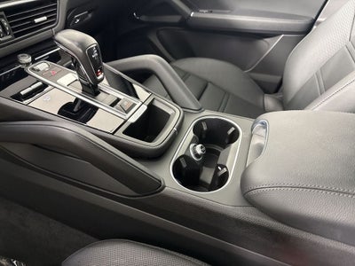 2023 Porsche Cayenne AWD