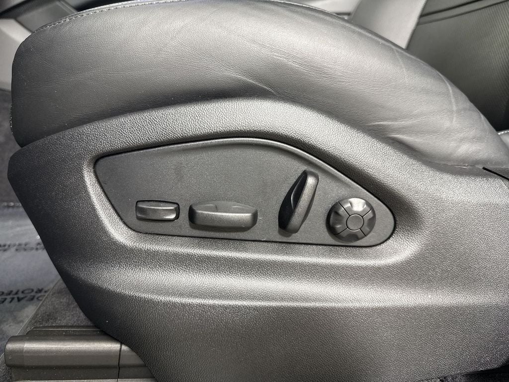2023 Porsche Cayenne AWD