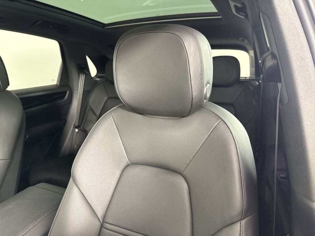 2023 Porsche Cayenne AWD