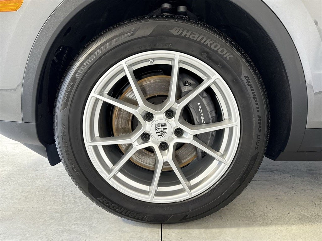 2024 Porsche Cayenne AWD