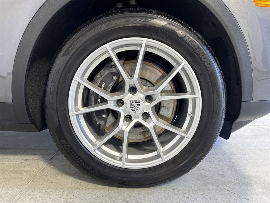 2024 Porsche Cayenne AWD