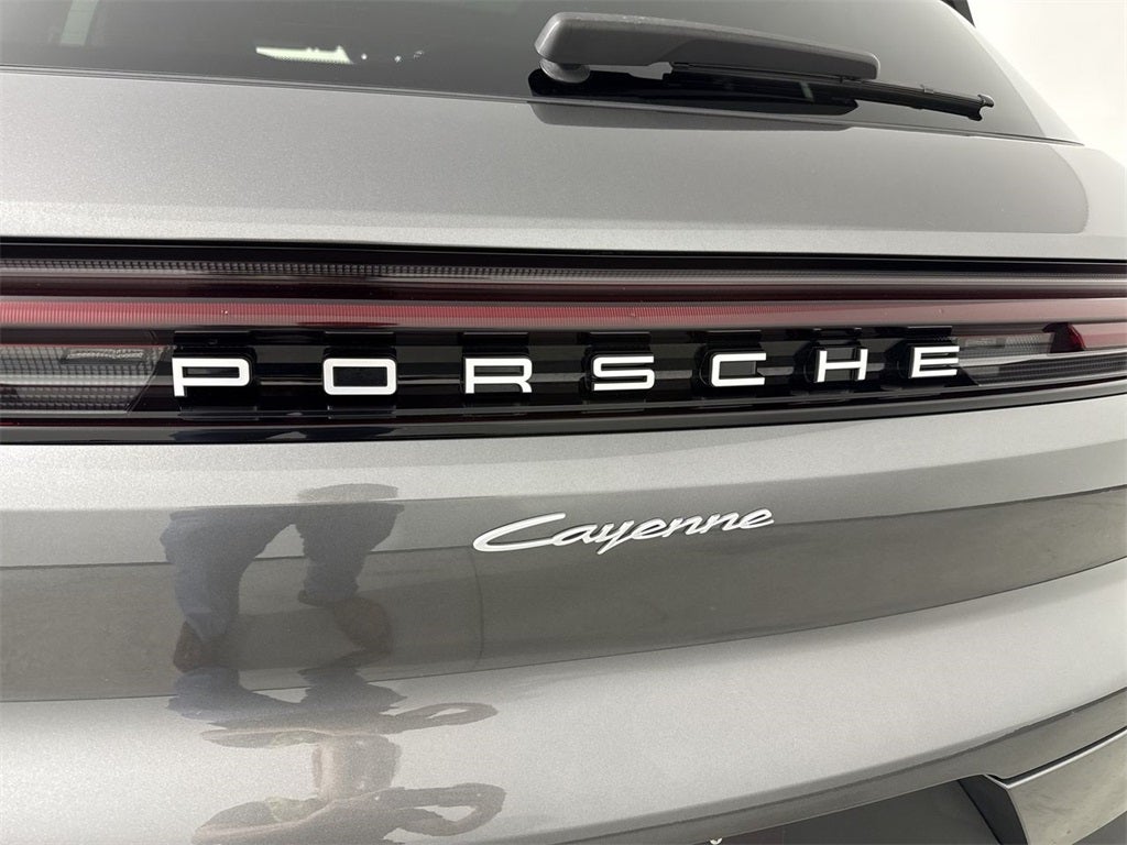 2024 Porsche Cayenne AWD