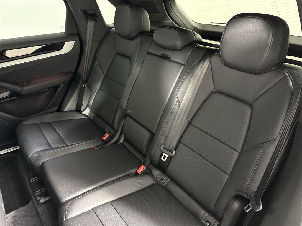 2024 Porsche Cayenne AWD