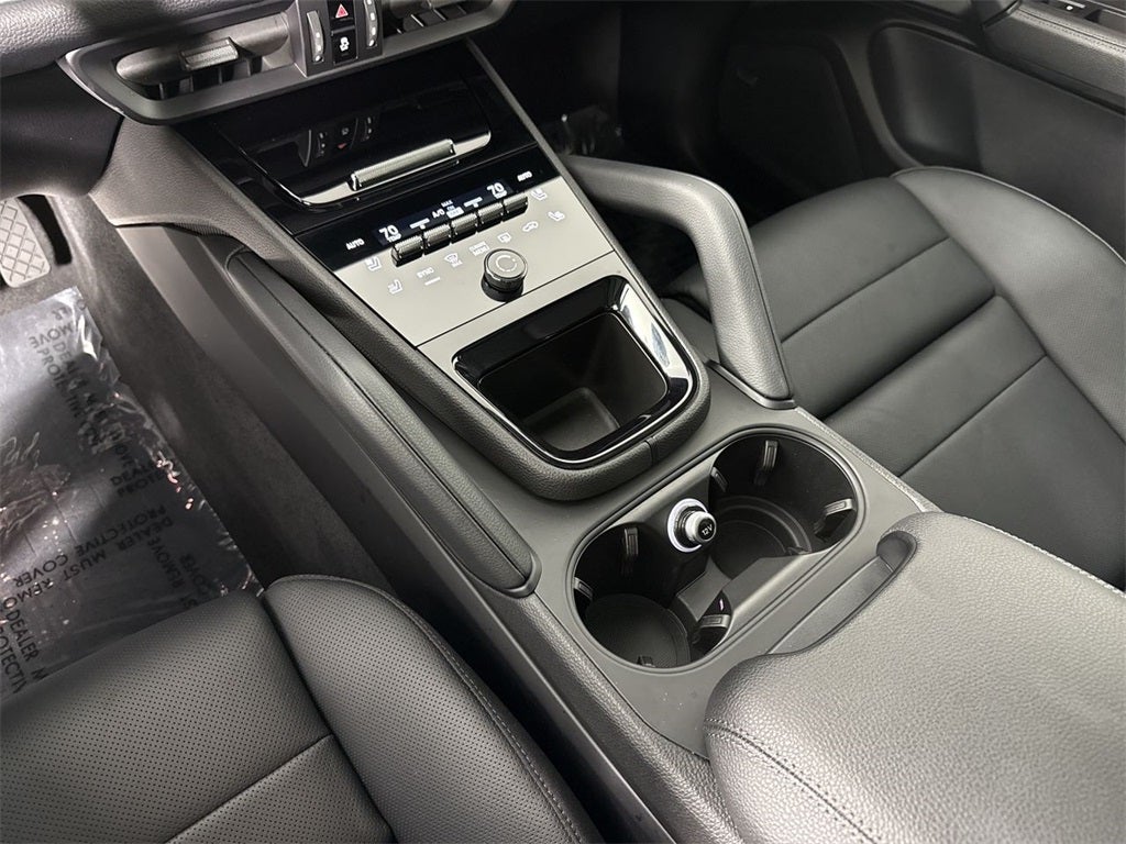 2024 Porsche Cayenne AWD