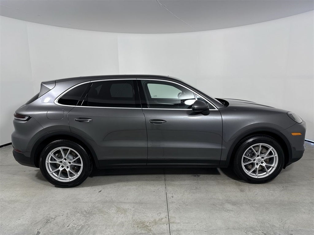 2024 Porsche Cayenne AWD