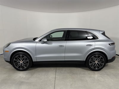 2025 Porsche Cayenne AWD