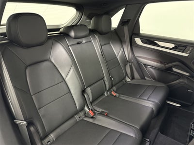 2025 Porsche Cayenne AWD