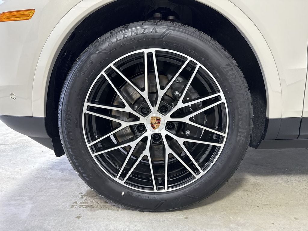 2026 Porsche Cayenne AWD