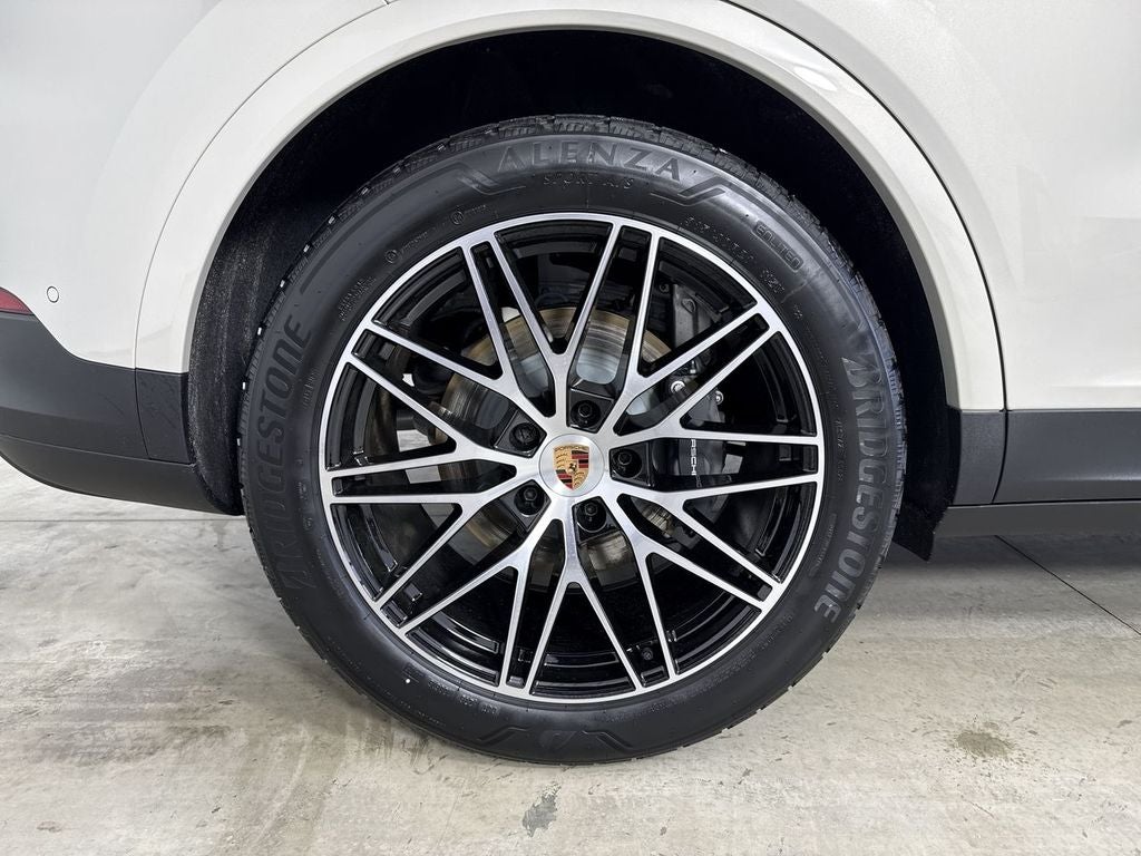 2026 Porsche Cayenne AWD