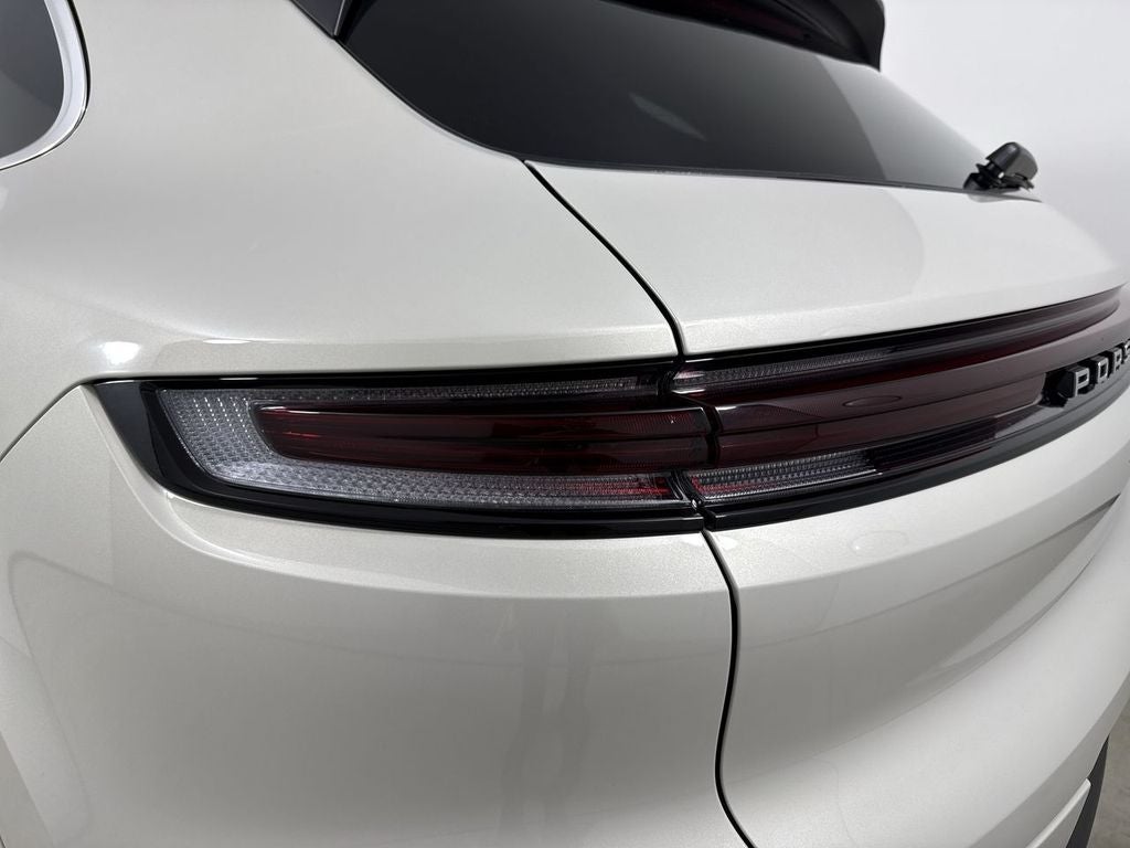 2026 Porsche Cayenne AWD