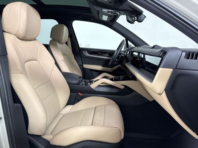 2026 Porsche Cayenne AWD