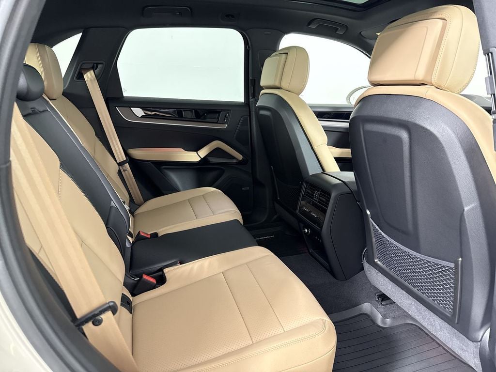 2026 Porsche Cayenne AWD