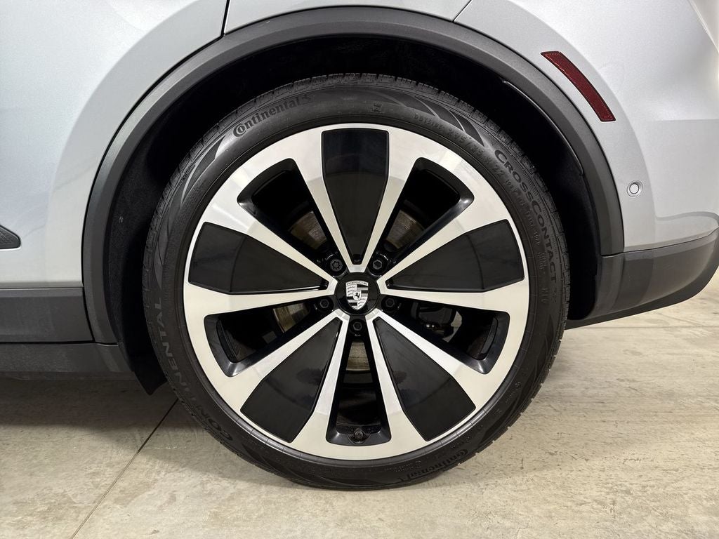 2025 Porsche Macan Electric Electric 4