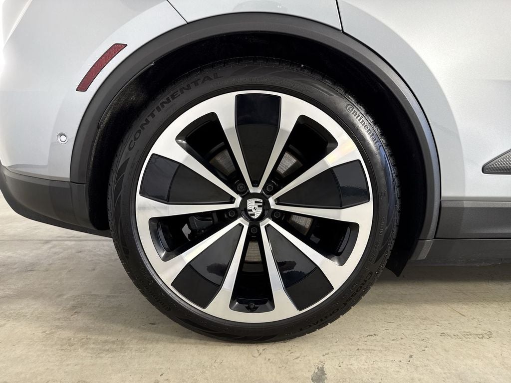 2025 Porsche Macan Electric Electric 4