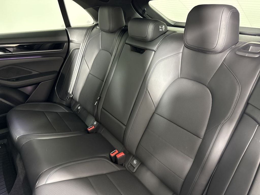 2025 Porsche Macan Electric Electric 4