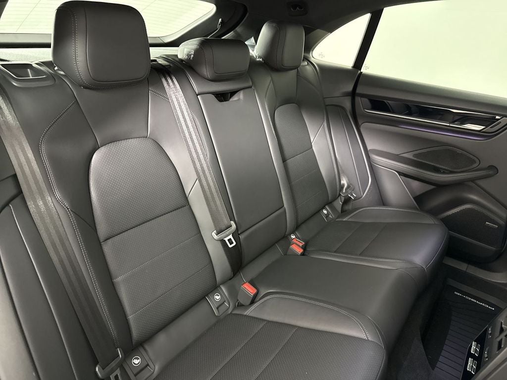 2025 Porsche Macan Electric Electric 4