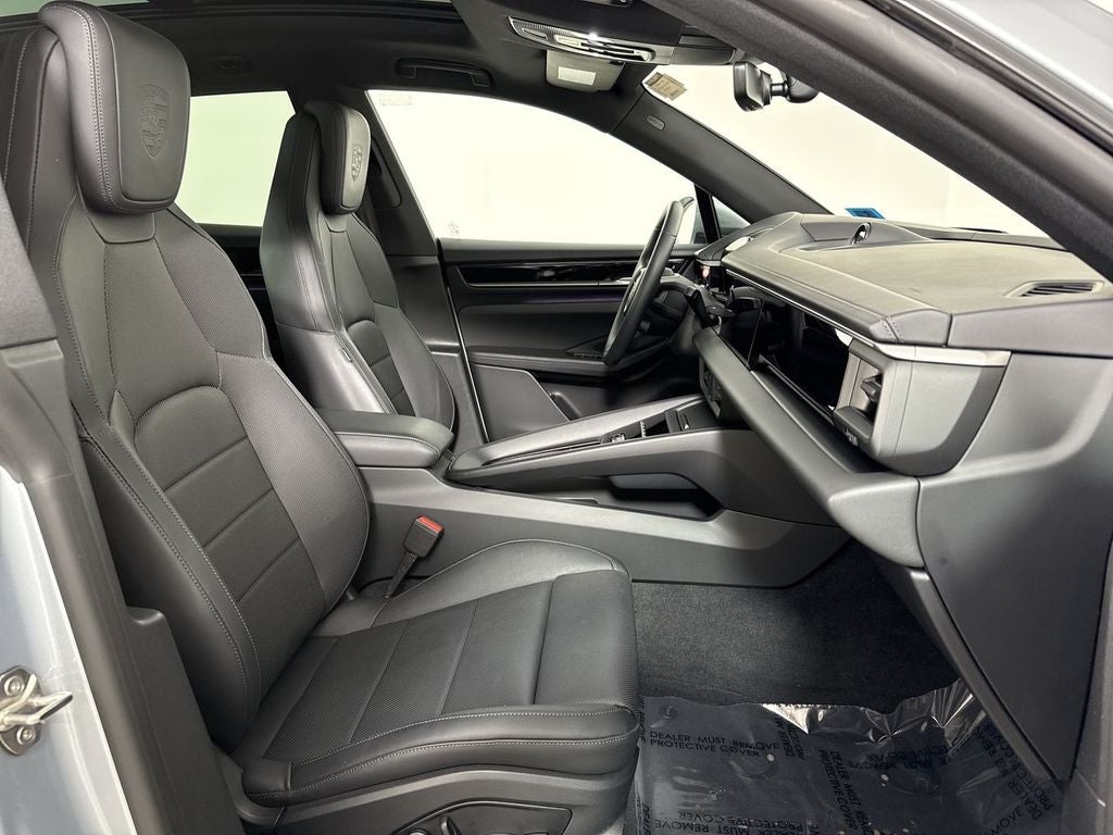 2025 Porsche Macan Electric Electric 4